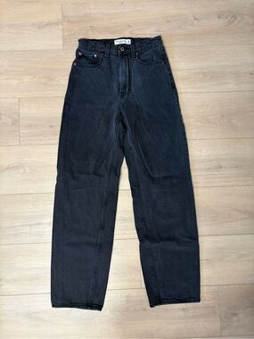 Abercrombie & Fitch Charcoal black High-Rise Tapered Jeans